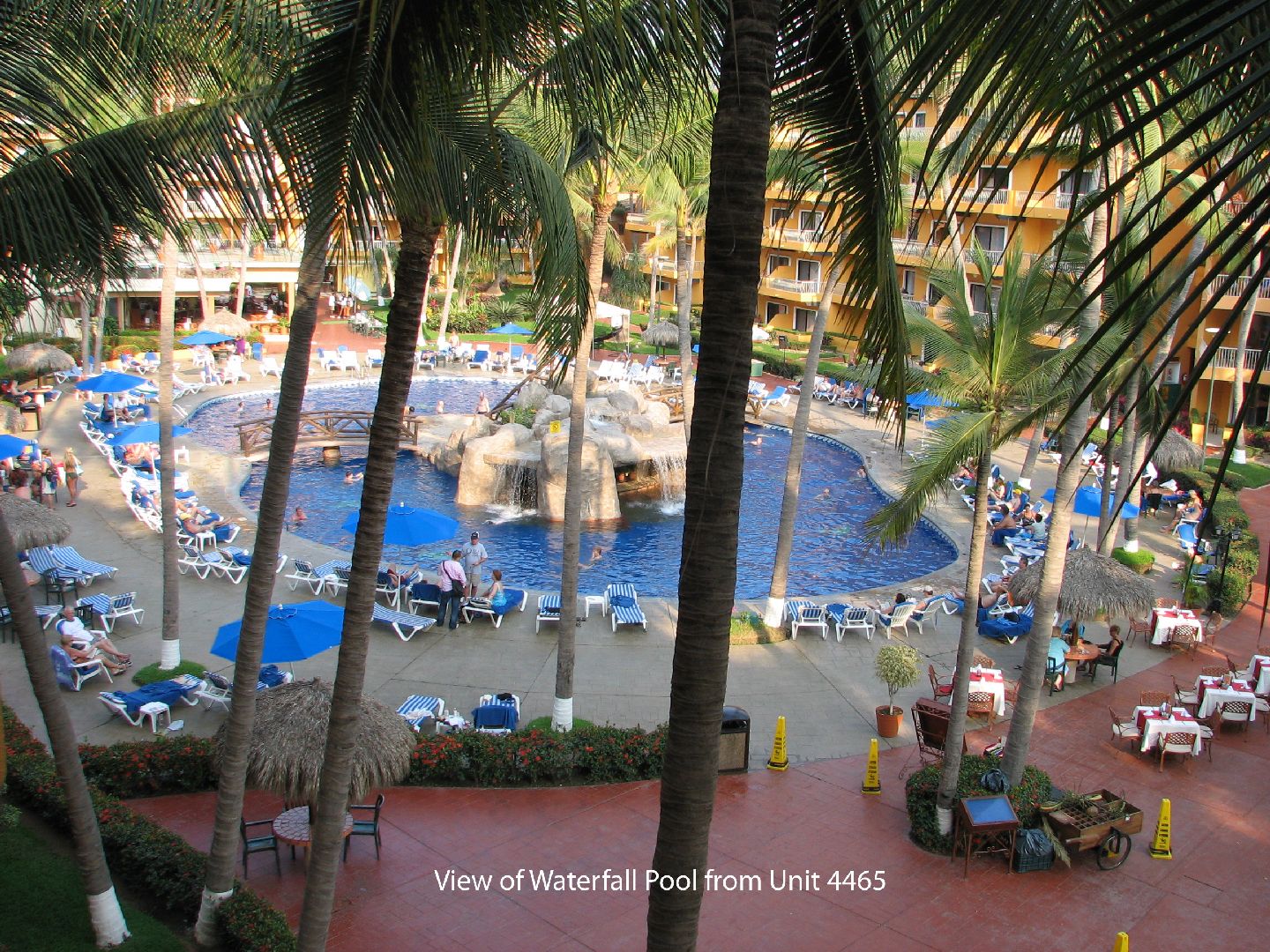 Loading Resort Image...